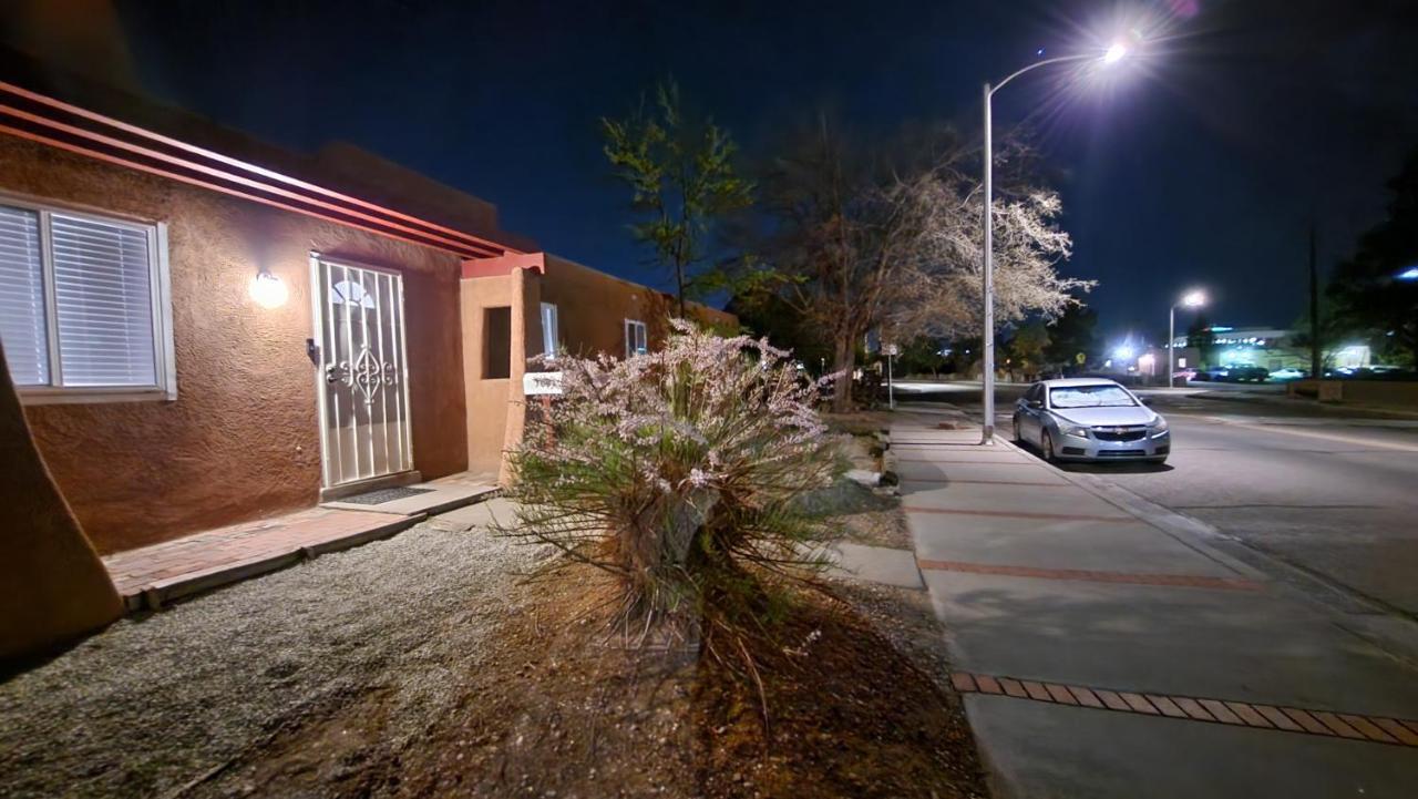 The Lilly Pad - A Desert Oasis Albuquerque Bagian luar foto